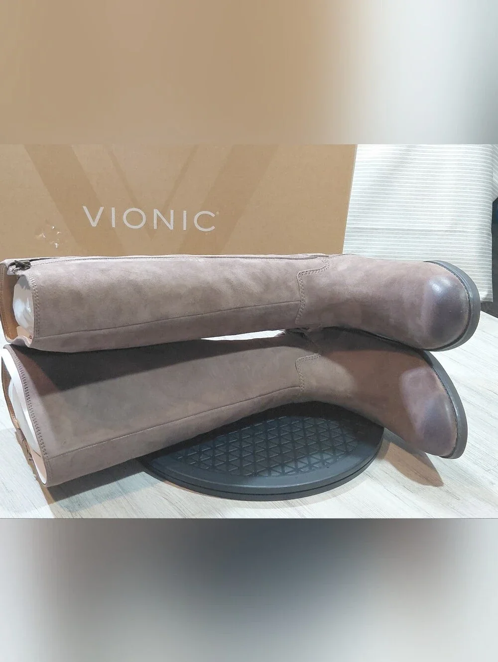 NEW Vionic Women's Rochelle Tall Knee High Taupe Brown Suede Leather Boots W8